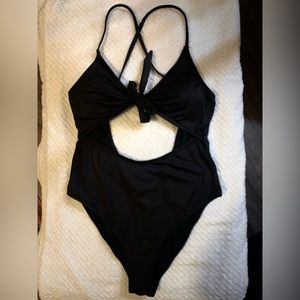 Hurley monokini size Large